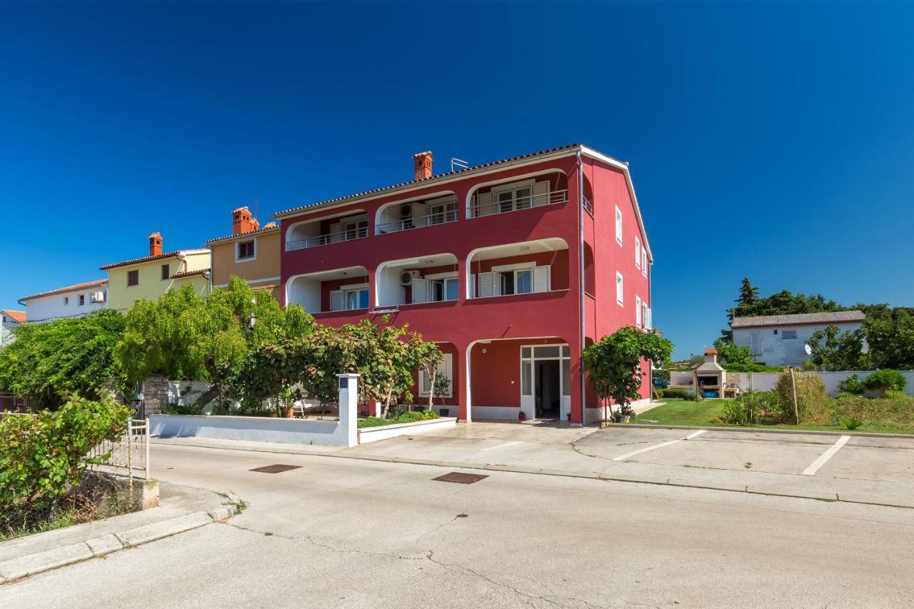 Apartments Boris Fažana Exteriör bild